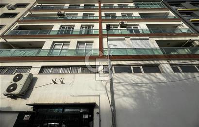 Çiğli Ataşehir Mahallesi Anadolu Caddesinde Satılık 2+1 Daire