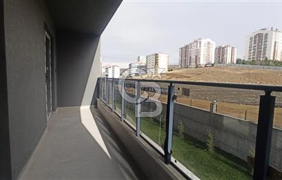 SATILIK YAPRACIK 'TA OTURUMA BAŞLAMIŞ YENİ BİNADA