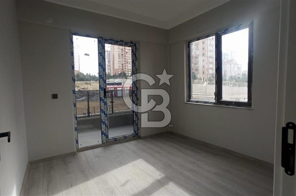 SATILIK YAPRACIK 'TA OTURUMA BAŞLAMIŞ YENİ BİNADA