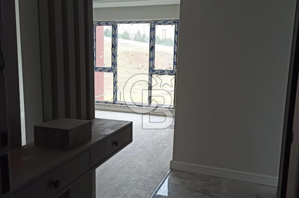 SATILIK YAPRACIK 'TA OTURUMA BAŞLAMIŞ YENİ BİNADA