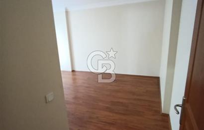 KÜÇÜKYALI MEKTEP CADDESİNDE SATILIK 3+1 DAİRE
