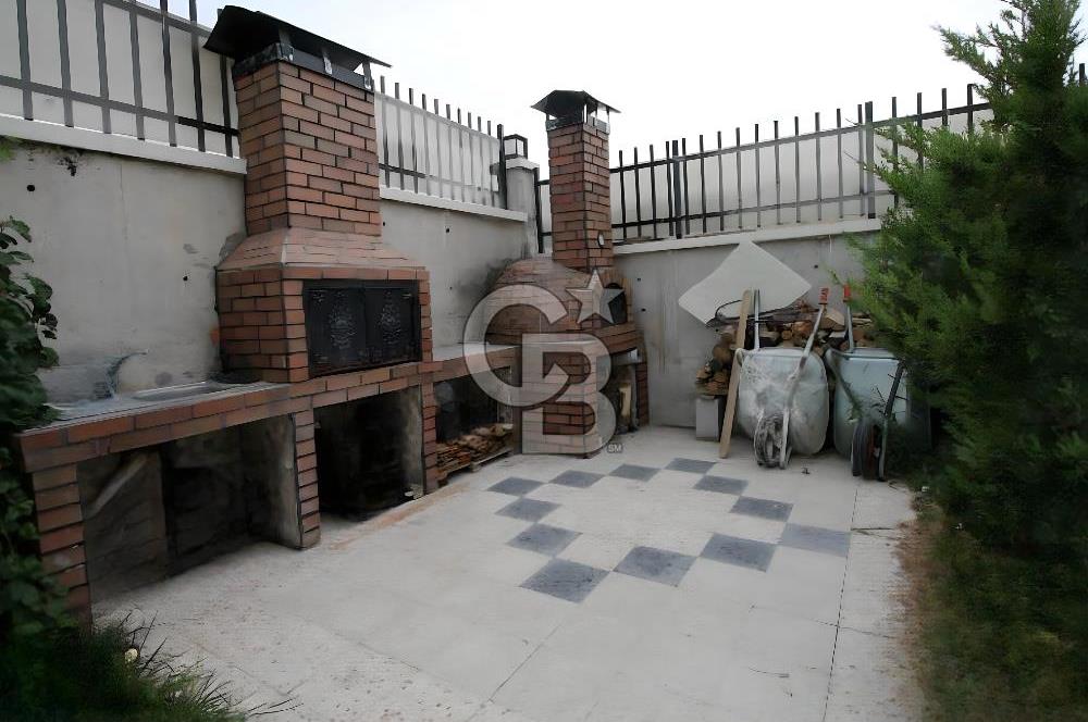 Yeni Bağlıca’da Manzaraya Hakim 6+1 Satılık Müstakil Villa