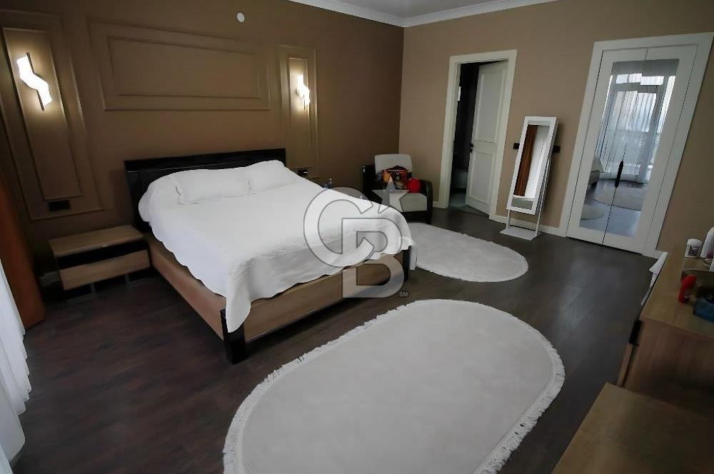 Yeni Bağlıca’da Manzaraya Hakim 6+1 Satılık Müstakil Villa