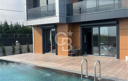 SİLİVRİ KAVAKLIDA MUHTEŞEM VİLLA