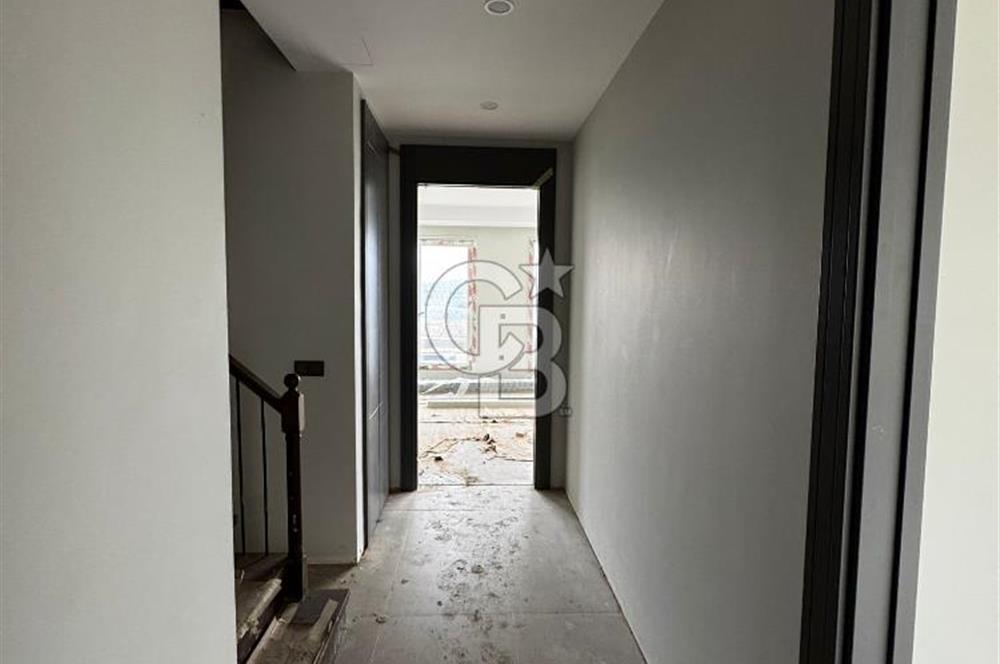 BAHÇE BAHÇEŞEHİR PROJESİ SATILIK 4+1 İKİZ VİLLA VADİ MANZARA