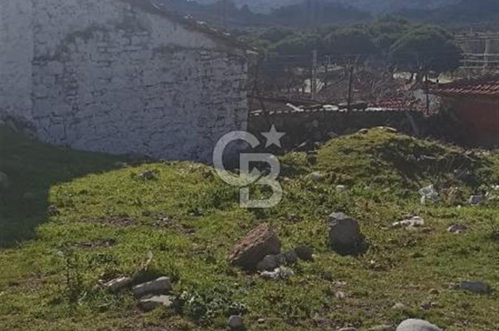 Bergamaya yakın köyde imarlı arsa