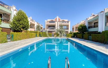 Çandarlı Havuzlu 3+1 Tripleks Satılık Villa