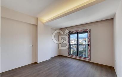 Ankara Cadde Üzeri Bölge Metro Yakını 3+1 Satılık Daire