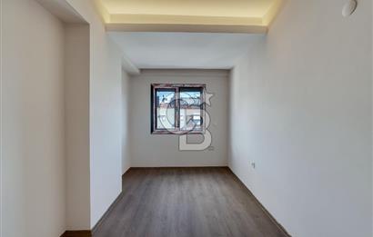 Ankara Cadde Üzeri Bölge Metro Yakını 3+1 Satılık Daire