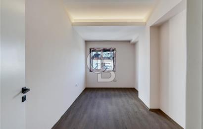 Ankara Cadde Üzeri Bölge Metro Yakını 3+1 Satılık Daire