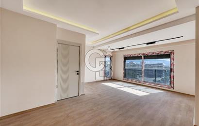 Ankara Cadde Üzeri Bölge Metro Yakını 3+1 Satılık Daire