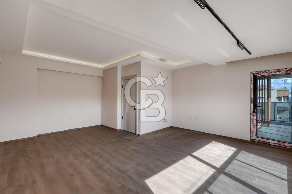 Ankara Cadde Üzeri Bölge Metro Yakını 3+1 Satılık Daire