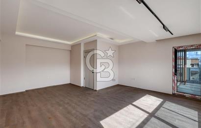 Ankara Cadde Üzeri Bölge Metro Yakını 3+1 Satılık Daire