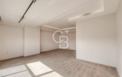 Ankara Cadde Üzeri Bölge Metro Yakını 3+1 Satılık Daire