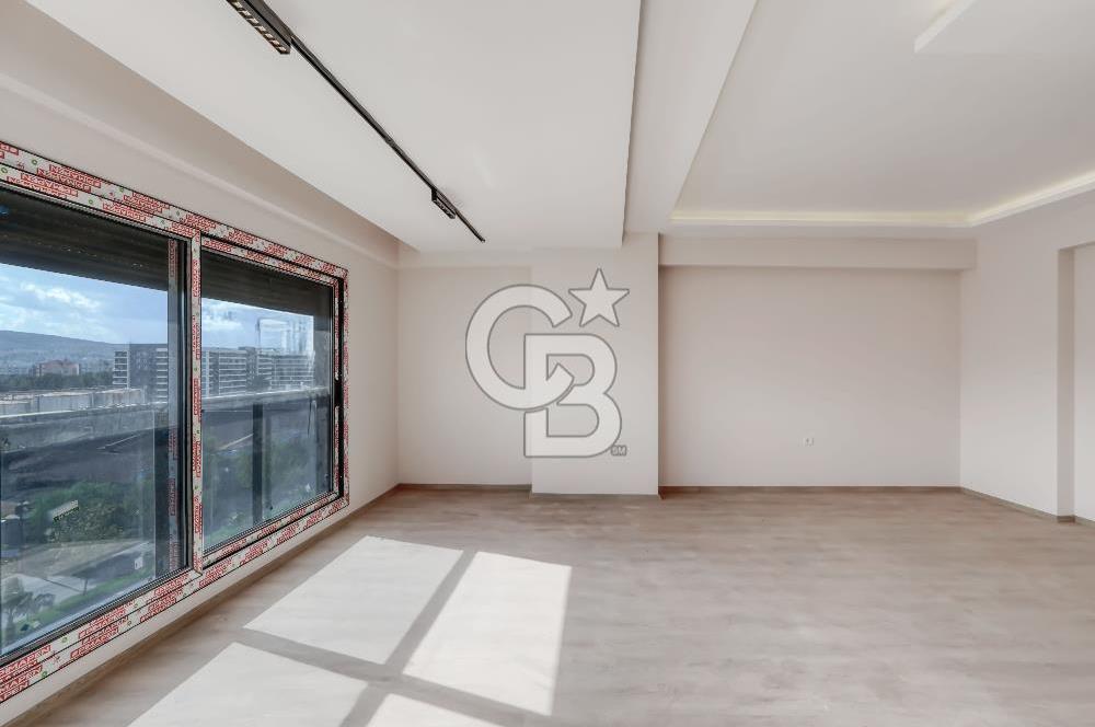 Ankara Cadde Üzeri Bölge Metro Yakını 3+1 Satılık Daire