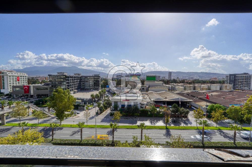 Ankara Cadde Üzeri Bölge Metro Yakını 3+1 Satılık Daire