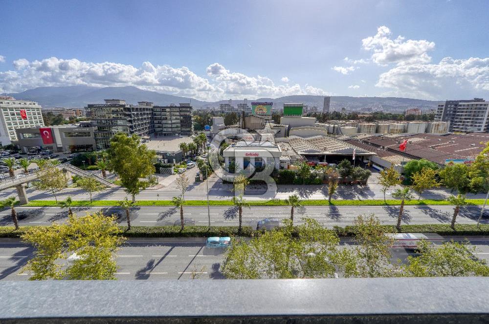 Ankara Cadde Üzeri Bölge Metro Yakını 3+1 Satılık Daire