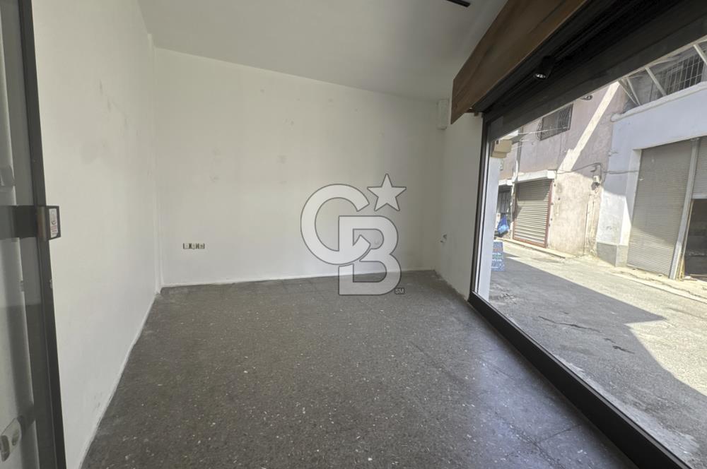 İZMİR, KEMERALTI, ANTİKACILARDA SU BAĞLANTILI 22 M2 DÜKKAN