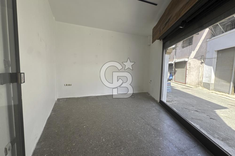 İZMİR, KEMERALTI, ANTİKACILARDA SU BAĞLANTILI 22 M2 DÜKKAN