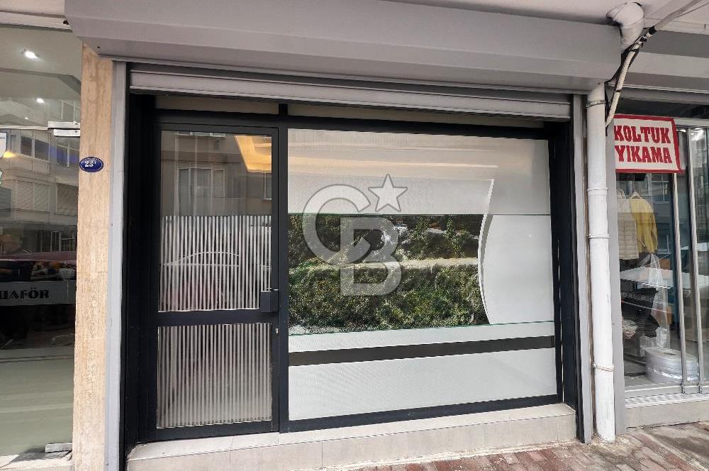 Karşıyaka Aksoy Mahallesi’nde Yüksek Görünürlüklü, 25 m² Satılık Dükkan