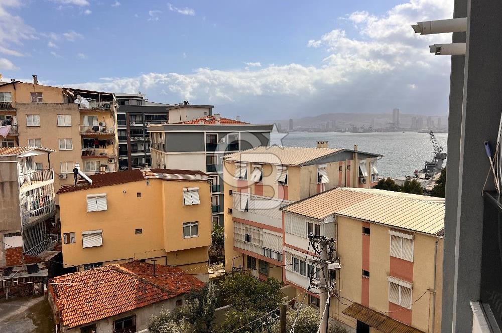 Bayraklı Gümüşpalada Satılık 3+1 Daire