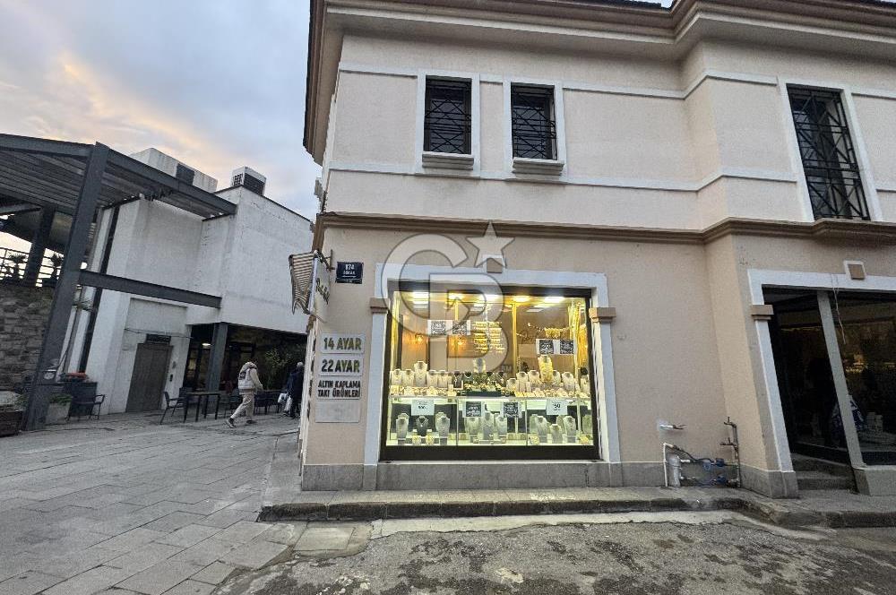 İZMİR, KEMERALTI, ANTİKACILARDA SU BAĞLANTILI 22 M2 DÜKKAN