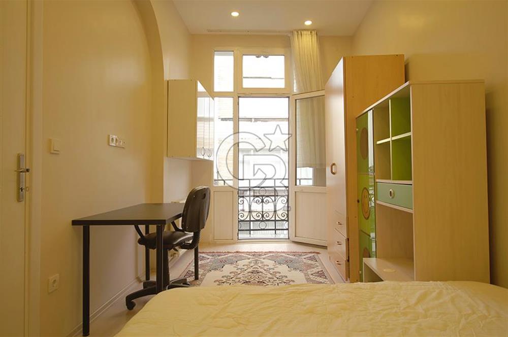 HALASKARGAZİ ARKASI YÜKSEK TAVAN GENİŞ 155 m2 SATILIK 4+1 