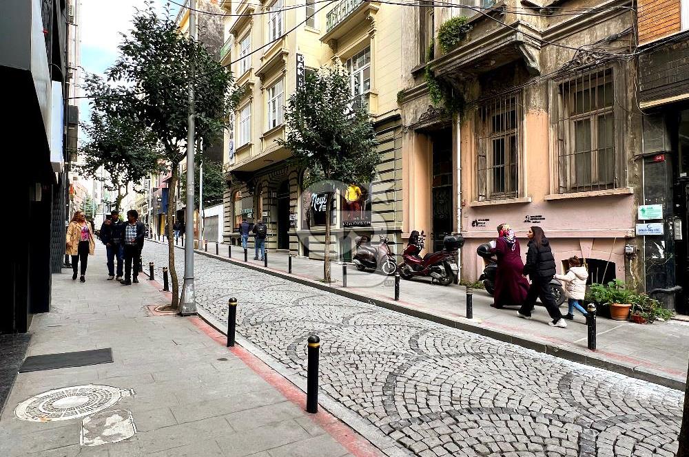 HALASKARGAZİ ARKASI YÜKSEK TAVAN GENİŞ 155 m2 SATILIK 4+1 