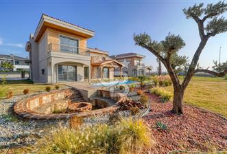 Müstakil Havuzlu Ateş Çukuru Bulunan 5+1 Satılık Villa - 1 - 331502