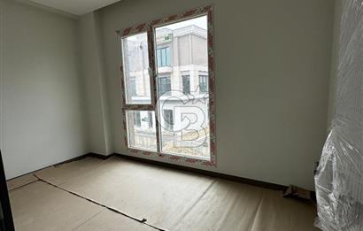 BAHÇE BAHÇEŞEHİR PROJESİ SATILIK 4+1 İKİZ VİLLA VADİ MANZARA