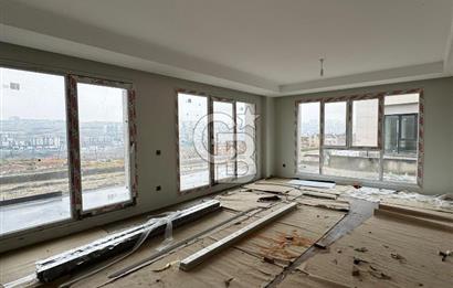 BAHÇE BAHÇEŞEHİR PROJESİ SATILIK 4+1 İKİZ VİLLA VADİ MANZARA