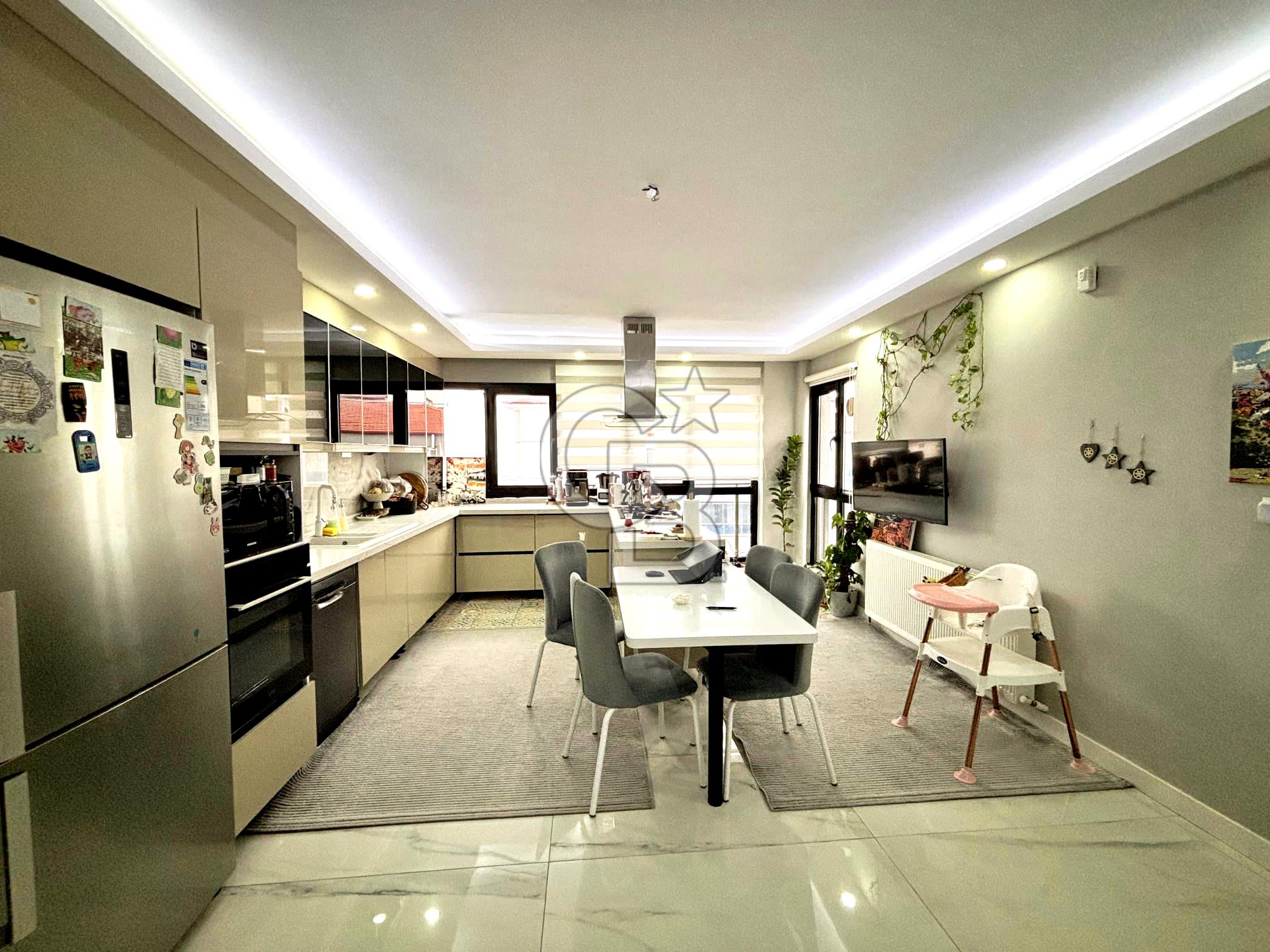 KALETEPE MAH. MİRAÇ SİT. 4+1 TERTEMİZ DAİRE-SARAY GİBİ MUTFAKLI