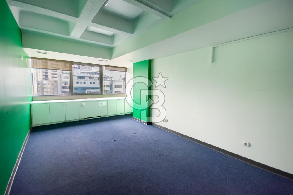 Şişli Esentepe Merkezi 700 m2 Kurumsal Kiralık A+ Plaza Katı