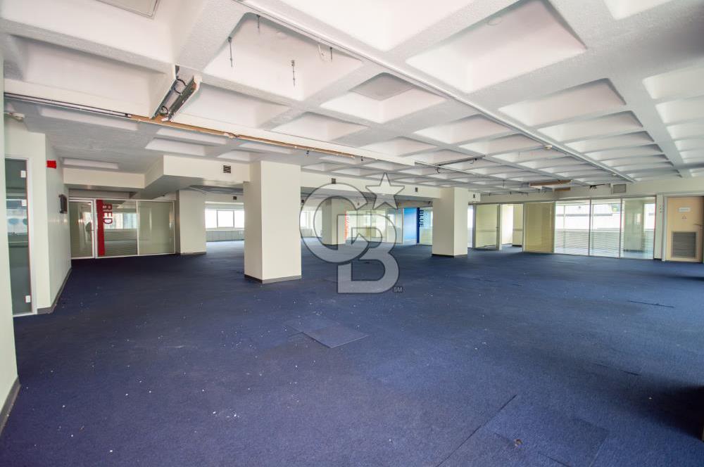 Şişli Esentepe Merkezi 700 m2 Kurumsal Kiralık A+ Plaza Katı