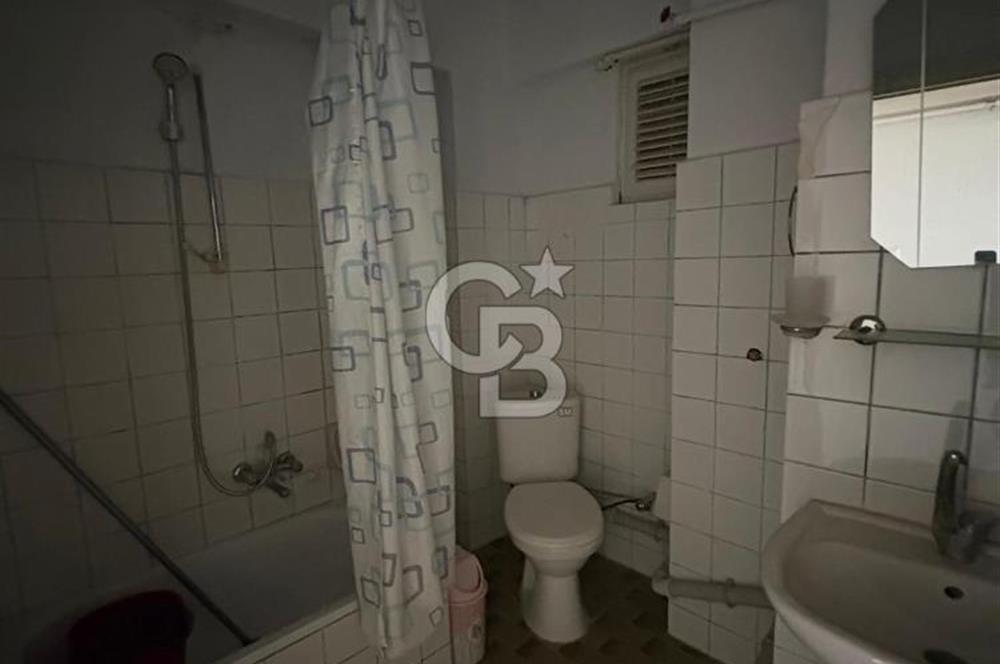 Biga Cadde üstü köşe daire satılık 2+1