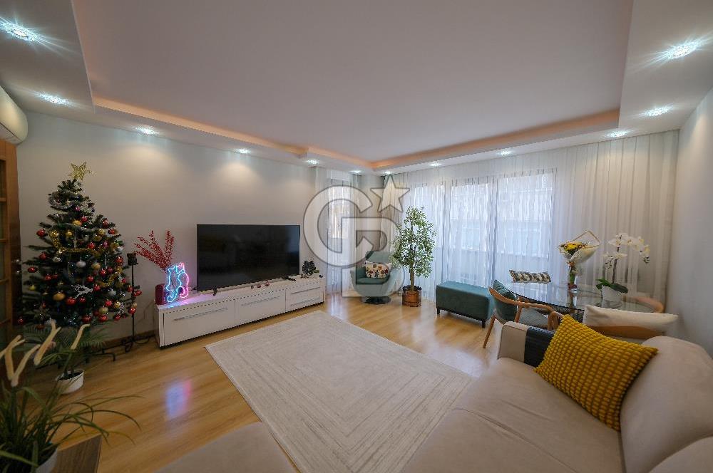 ÜSKÜDAR SULTANTEPE 4 YAŞ MİMARİ DEKORLU 2+1 ÇOK ŞIK