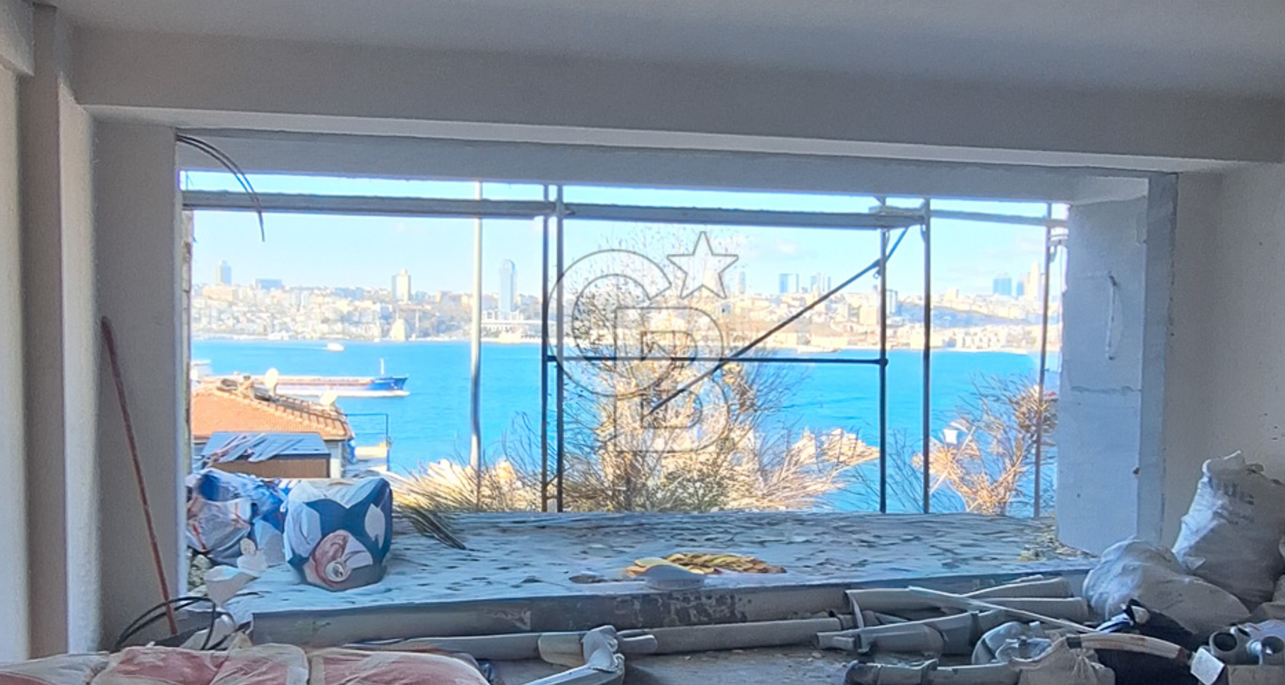 ÜSKÜDAR  SULTANTEPE 5+1 DENİZ MANZARALI SIFIR DAİRE