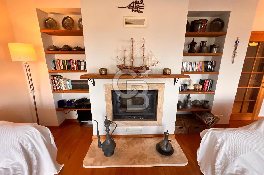 KARABURUN'DA MÜSTAKİL HAVUZLU FULL DENİZ MANZARALI 4+2 TAŞ VİLLA