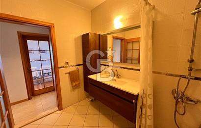 KARABURUN'DA MÜSTAKİL HAVUZLU FULL DENİZ MANZARALI 4+2 TAŞ VİLLA