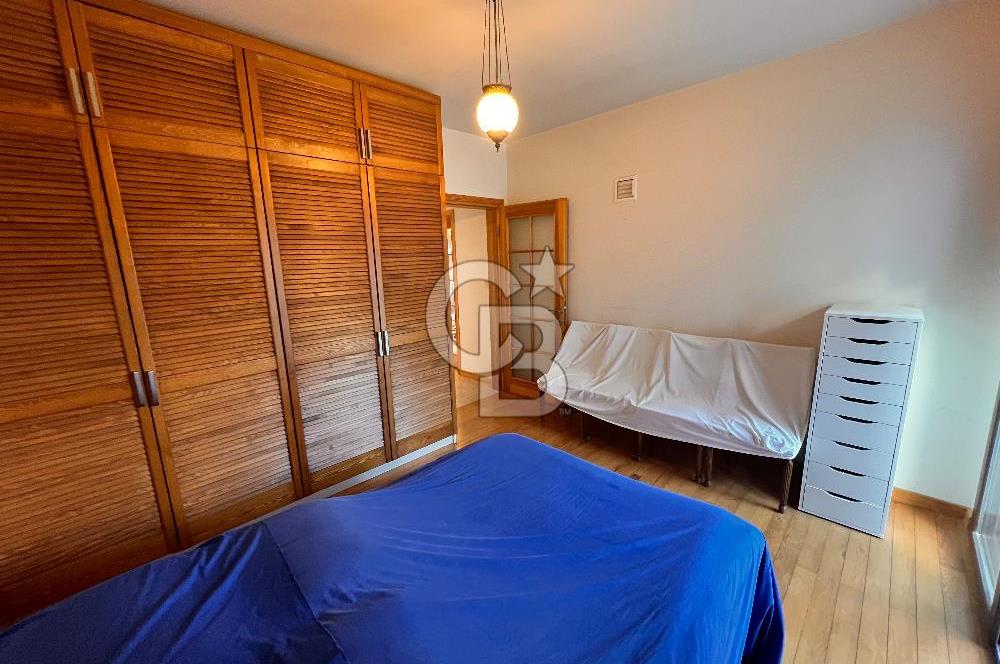 KARABURUN'DA MÜSTAKİL HAVUZLU FULL DENİZ MANZARALI 4+2 TAŞ VİLLA