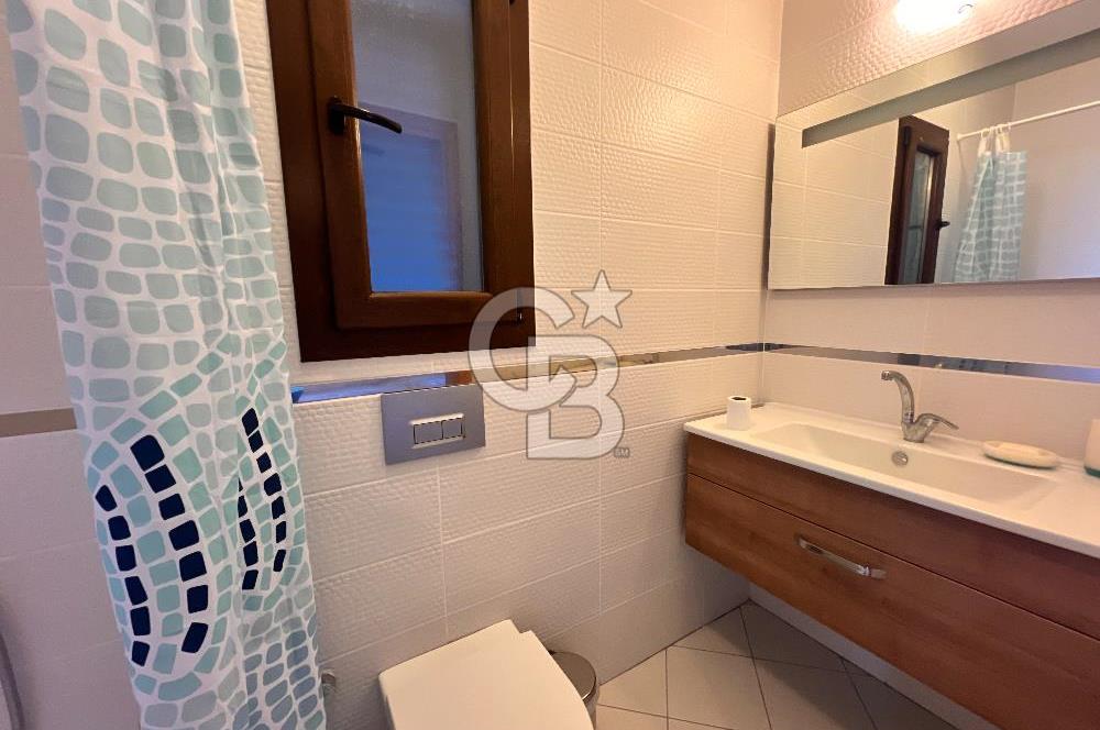 KARABURUN'DA MÜSTAKİL HAVUZLU FULL DENİZ MANZARALI 4+2 TAŞ VİLLA