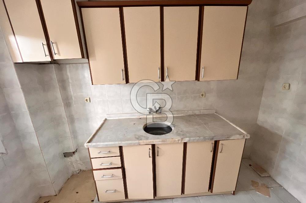 ÇİĞLİ HARMANDALI CUMHURİYET MAHALLESİNDE SATILIK 3+1 ZEMİN DAİRE