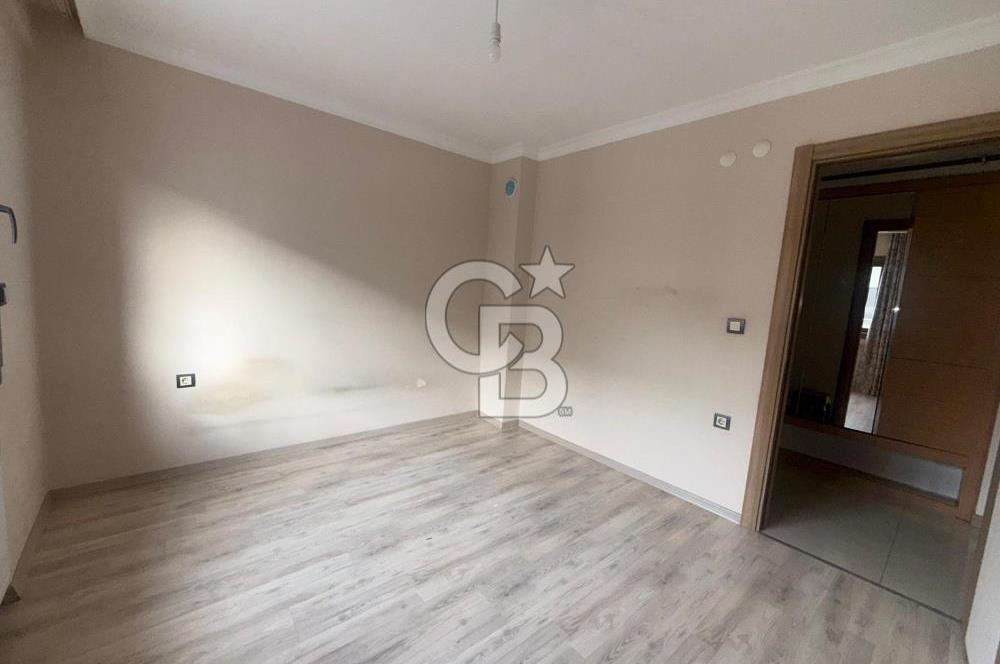 ÇİĞLİ YENİ MAHALLE'DE; ASANSÖRLÜ, ARAKAT, 2+1, EŞYASIZ, DOĞALGAZ
