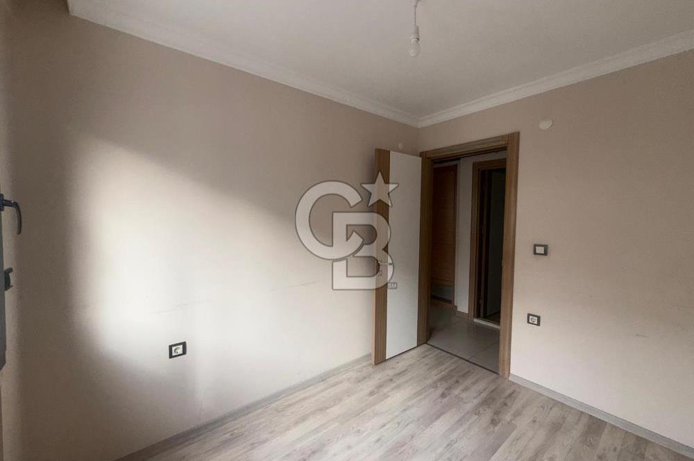ÇİĞLİ YENİ MAHALLE'DE; ASANSÖRLÜ, ARAKAT, 2+1, EŞYASIZ, DOĞALGAZ