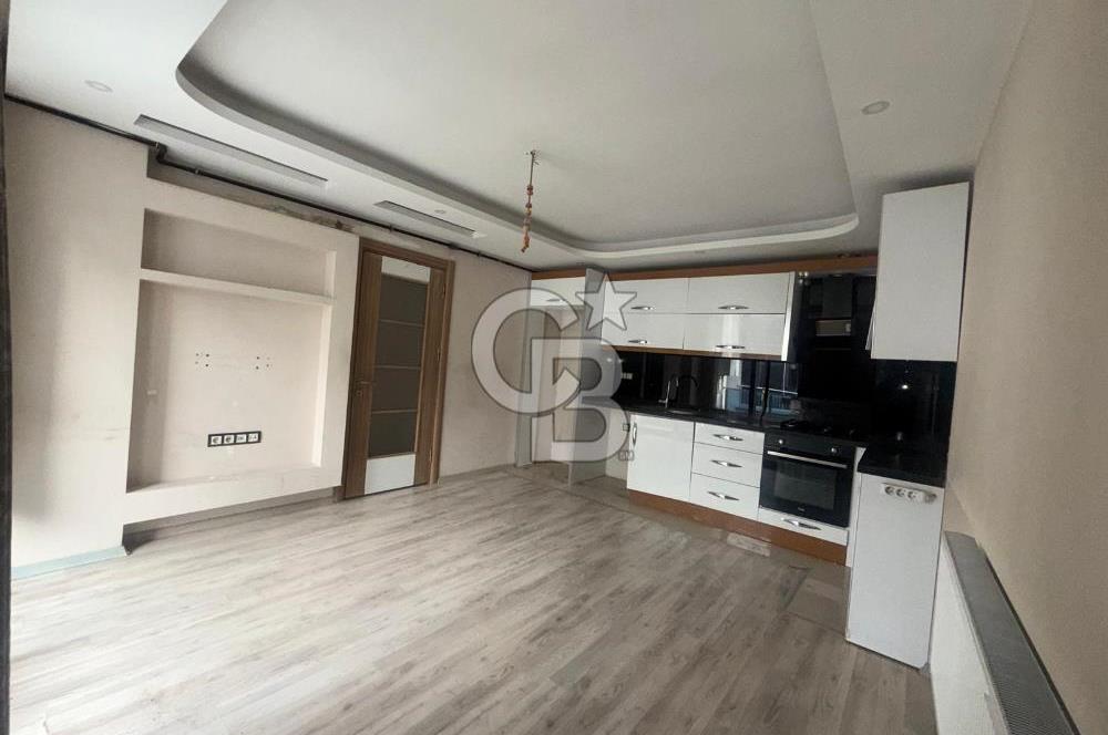 ÇİĞLİ YENİ MAHALLE'DE; ASANSÖRLÜ, ARAKAT, 2+1, EŞYASIZ, DOĞALGAZ