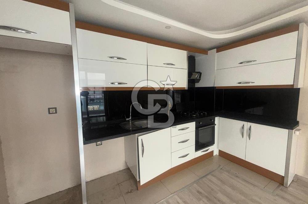 ÇİĞLİ YENİ MAHALLE'DE; ASANSÖRLÜ, ARAKAT, 2+1, EŞYASIZ, DOĞALGAZ