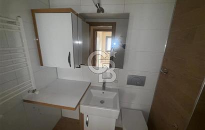 ÇİĞLİ YENİ MAHALLE'DE; ASANSÖRLÜ, ARAKAT, 2+1, EŞYASIZ, DOĞALGAZ