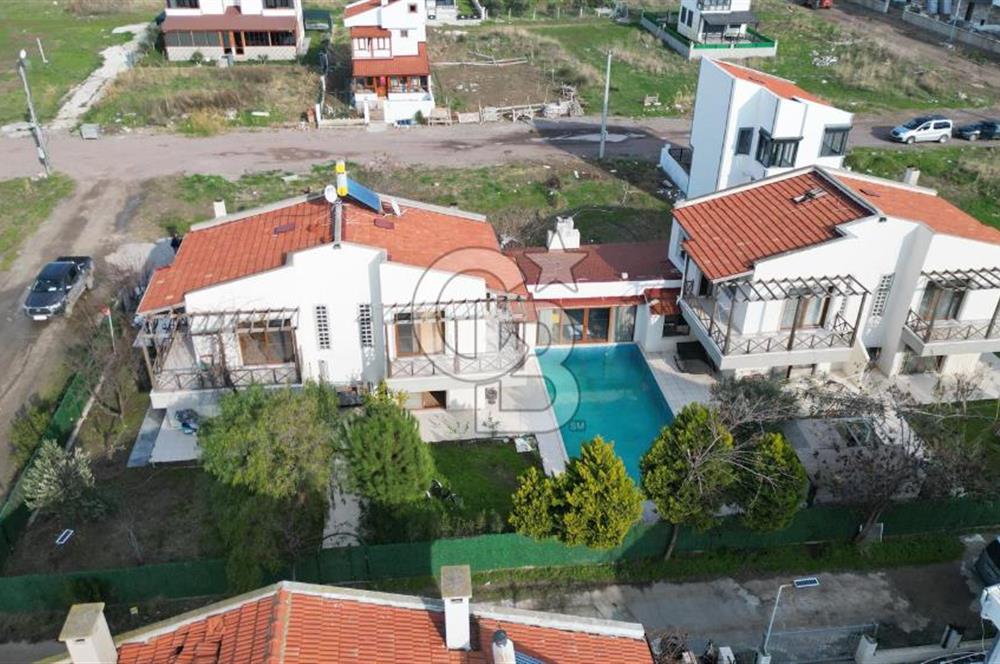 Ayvalık Altınova Özel Tasarımlı 800 m2 Arsalı Villa