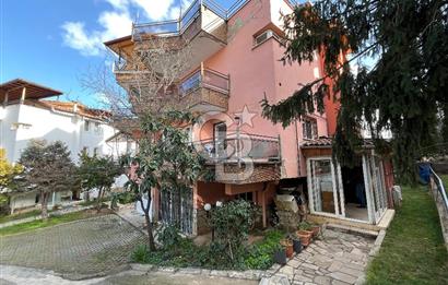 Yenişehir Mah. Yürüyüş Yolu Üstü Satılık 7+3 Villa 