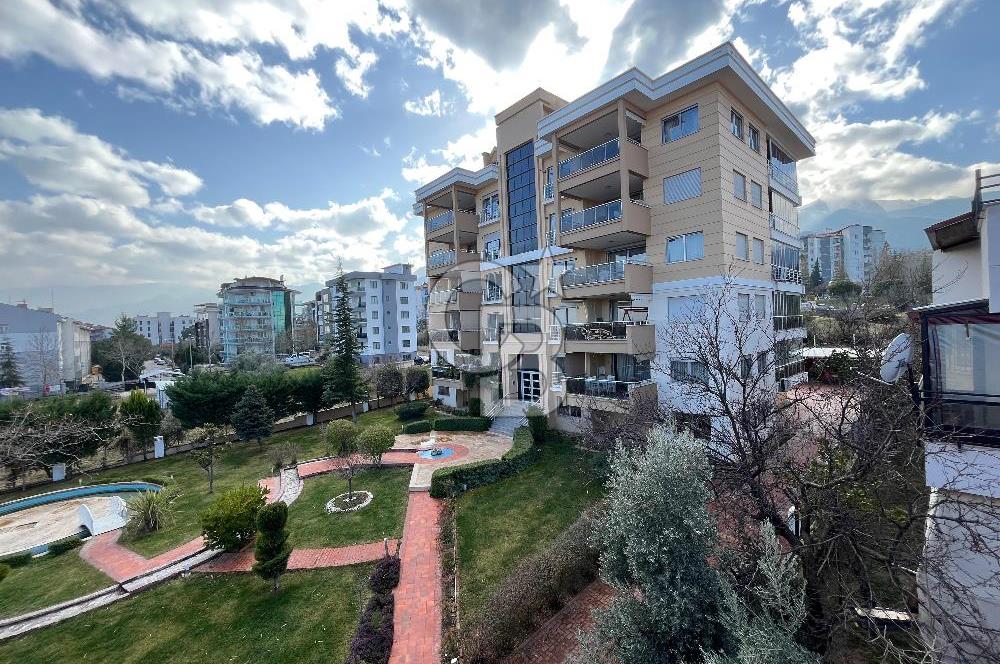 Yenişehir Mah. Yürüyüş Yolu Üstü Satılık 7+3 Villa 